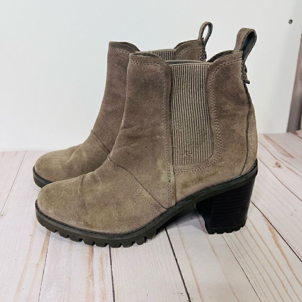 UGG Hazel Brown Taupe Suede Leather Chunky Block Heel Ankle Boots